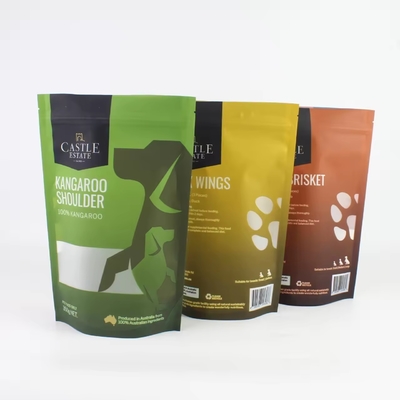 カスタムプリント 再開可能な葉巻ジップロックバッグ プラスチックパッケージング 犬のためのスタンドアップポーチ トリートメント ペットフード パッケージ ウィンドウ付き