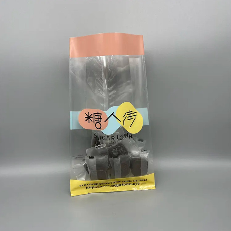 カスタム バックシール ポケット 透明なサイド ガセット クアッドシール スタンドアップ 食品 ナッツ スナック キャンディー 8 サイドシール 透明なプラスチックバッグ